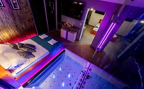 Stacja Galicja Rooms blisko Energylandia